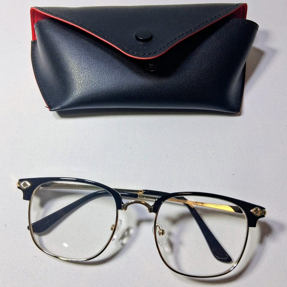 Men's Black and Gold Eyeglass Case and Frame Set